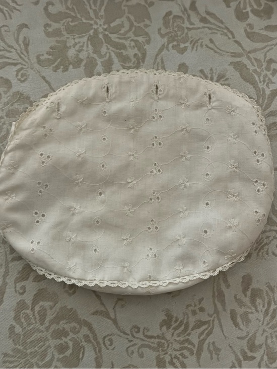 Vintage Handbags - Bermuda Bag Cover Ivory White Eyelet Cotton 4 Button Vintage